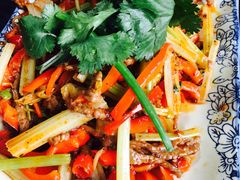 -乐山食古香跷脚牛肉