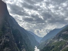 -丽江虎跳峡景区-售票处