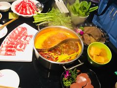 -唯爱KTV聚会餐厅(仙林东城汇店)