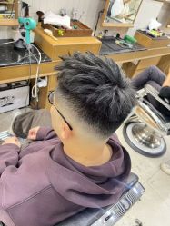 -MARTIN'S BARBER SHOP男士理发馆