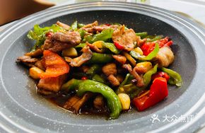 Gu Yue Stir-Fried Pork