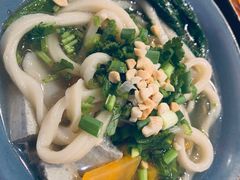 -三个四川人火锅(华联商厦店)