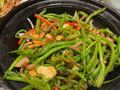 砂锅扁豆丝-梅飞酒家(名辉豪庭店)