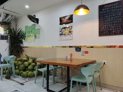 -老何家后安粉·糟粕醋海鲜火锅(三亚湾椰梦长廊店)