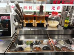 -成都你六姐·牛肉冒菜(信泰中心商场店)