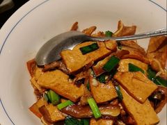 -湘力力小院·鱼汤泡饭(枫林路店)