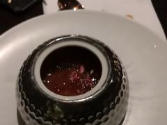 -The ROOF (通盈中心店)