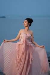 -雪中彩影婚纱摄影·微光艺术中心