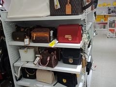 -家乐福(古北店)