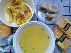 -肥叔锅贴(上沙路店)