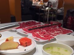 -犇鼎牛潮汕牛肉火锅(新辰里学清路店)
