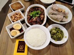 完美的一餐-松發肉骨茶(牛车水店)
