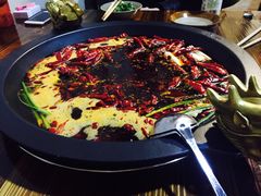 -黄潇洒老火锅(九眼桥宏济巷店)