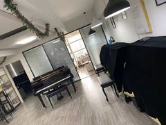 -梅纳·钢琴声乐架子鼓Mena Music(双井店)