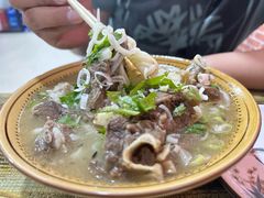 -陕北农家小吃风干羊肉剁荞面