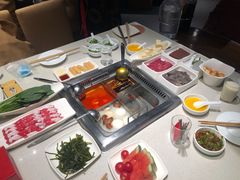 -海底捞火锅鲜切牛肉主题店(长寿路店)
