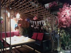 卡座-别院里音乐餐酒吧(双流航空港店)