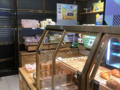 椰香毛毛虫-仟吉·ART FARM主题店(菱角湖万达店)