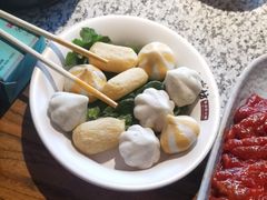 -老牌坊云南鱼豆花火锅(哈西万达店)