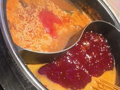 -钢管厂五区小郡肝串串香(蜀都万达店)