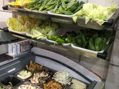 -愉肴麻辣香锅(中北镇店)