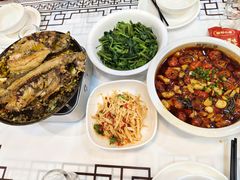 -靓虾二哥长沙地标小龙虾(五一广场店)
