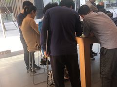 -Apple零售店(华贸购物中心店)