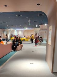 -奈尔宝家庭中心·亲子早教·派对餐厅(北京东坝万达店)