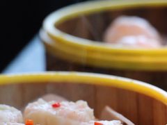 鲜虾流心烧麦-蝴蝶里·粤菜·点心(龙湖天街&滨江店)