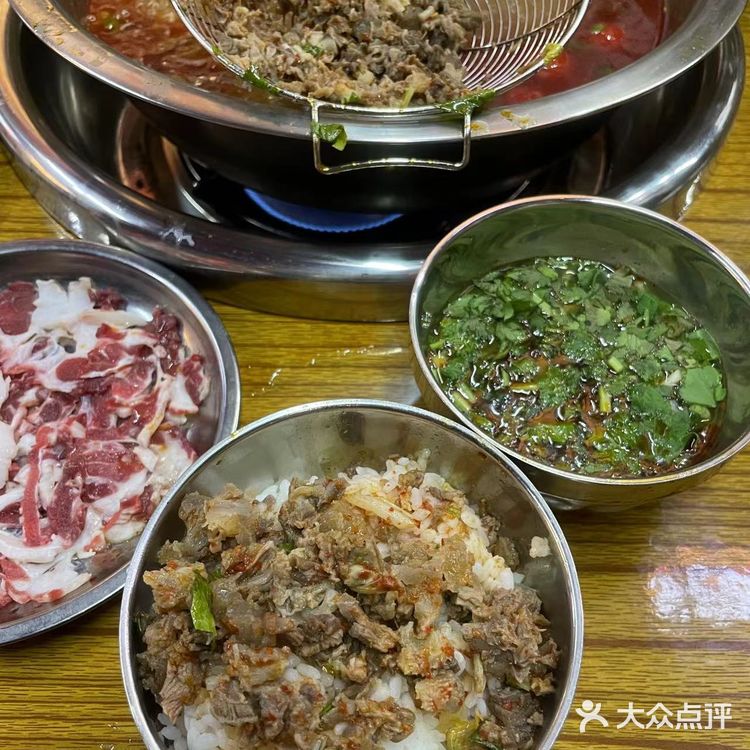 最近带老婆在外吃的馆子里,这家是她最喜欢的