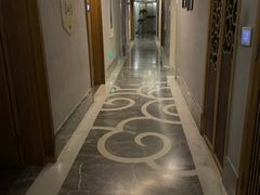 -新盈光·云会所(百丈东路店)