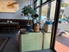 -笑来喜馄饨小笼工坊(通扬路店)