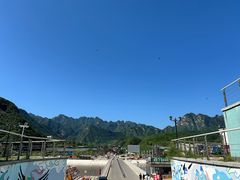 -百里峡七彩艺术小镇