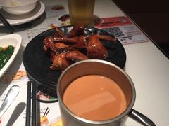 -新大咀港式茶餐厅(宝山万达店)