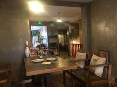 -HIGH FIVE哈福手工汉堡(桂林路店)