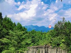 -梭布垭石林景区