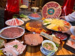 -周小明火锅(黑金冠社区店)