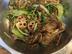 主打的干锅鸭头-安诚居干锅鸭头(八角店)