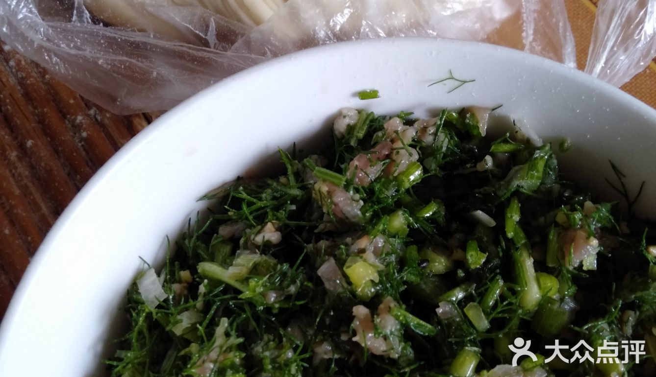 夏季让人胃口大开的茴香肉馅饺子