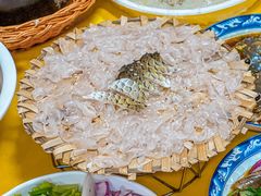 -官塘陈记鱼生·潮汕砂锅粥·牛肉火锅(潮枫路总店)