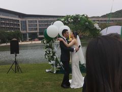 -上海佘山世茂艾美酒店