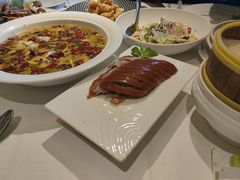 -贝勒爷·酥不腻烤鸭