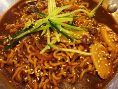 炸酱拉面-富乐满韩国正宗炸鸡韩国料理(虹泉路店)