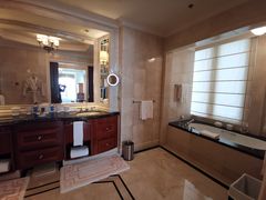 -广州富力丽思卡尔顿酒店