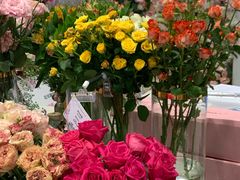 -花邻FloweringLife花艺气球派对(武康大楼店)