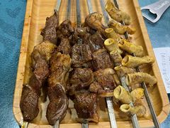 -乡村馕坑肉·烧烤·新疆菜·本地人更爱吃(阿勒泰首店)