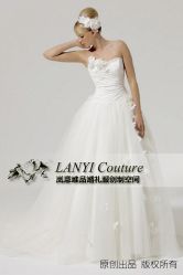-LANYI COUTURE高级婚纱礼服改衣店