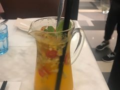 -港丽餐厅(高德置地店)