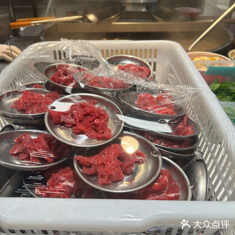 被这家鲜烫米线+冰豆花拿捏住了！