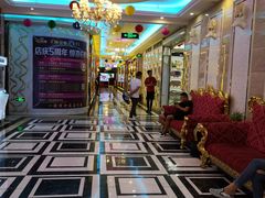 -卡迈隆主题量贩式KTV(中百大厦店)